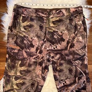 Nomad INSULATED Camo Hunting Pants. size L
